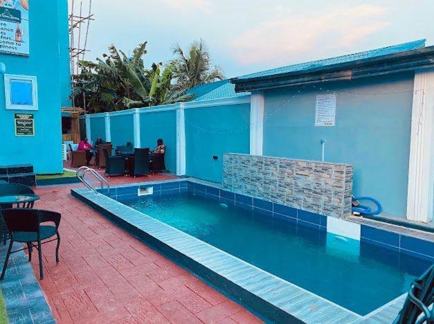West Wing Hotel Lagos Extérieur photo